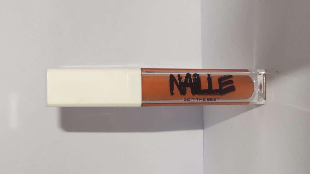 Gloss Naille
